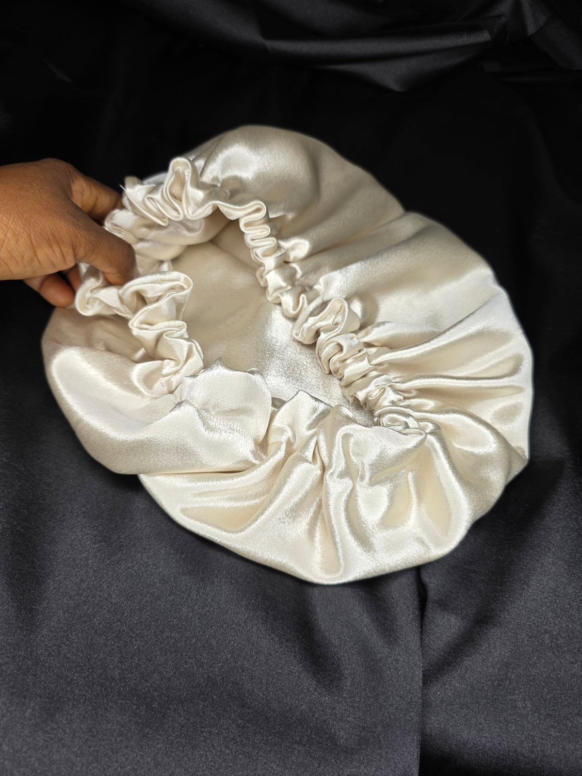 Ivory Cloud Bonnet