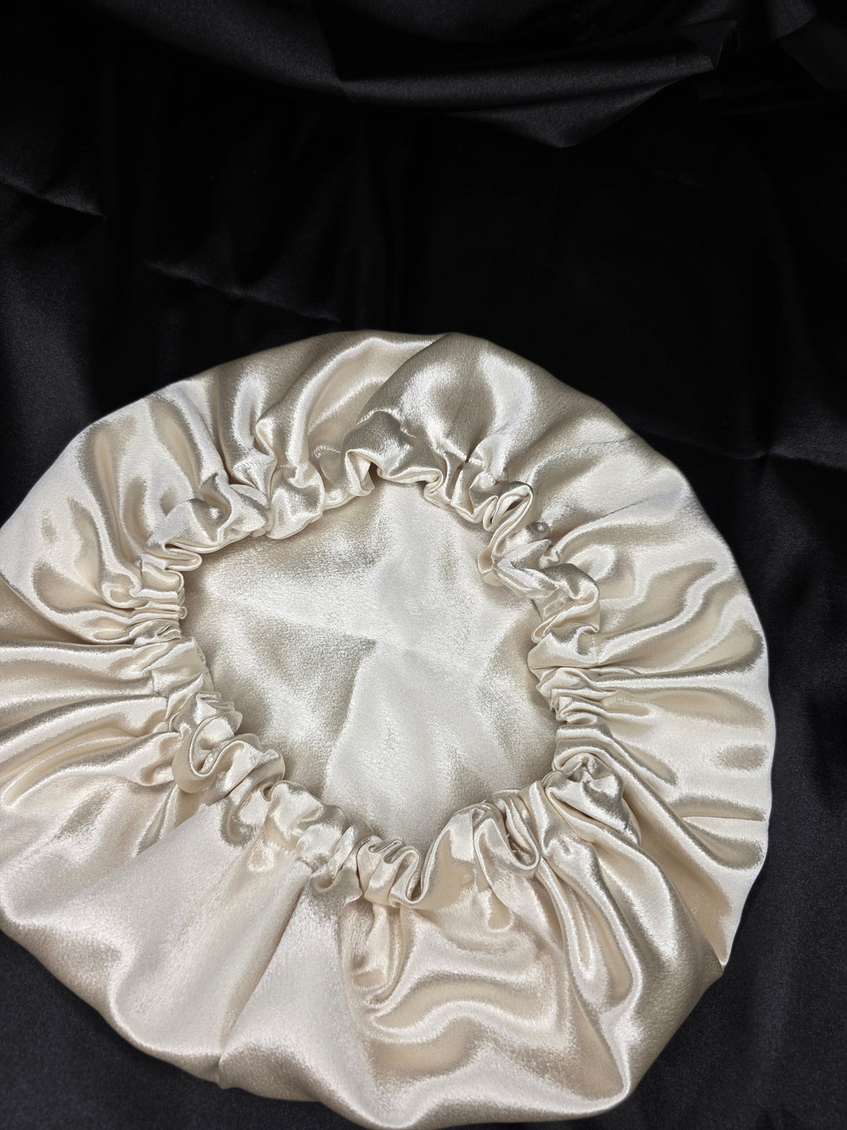 Ivory Cloud Bonnet